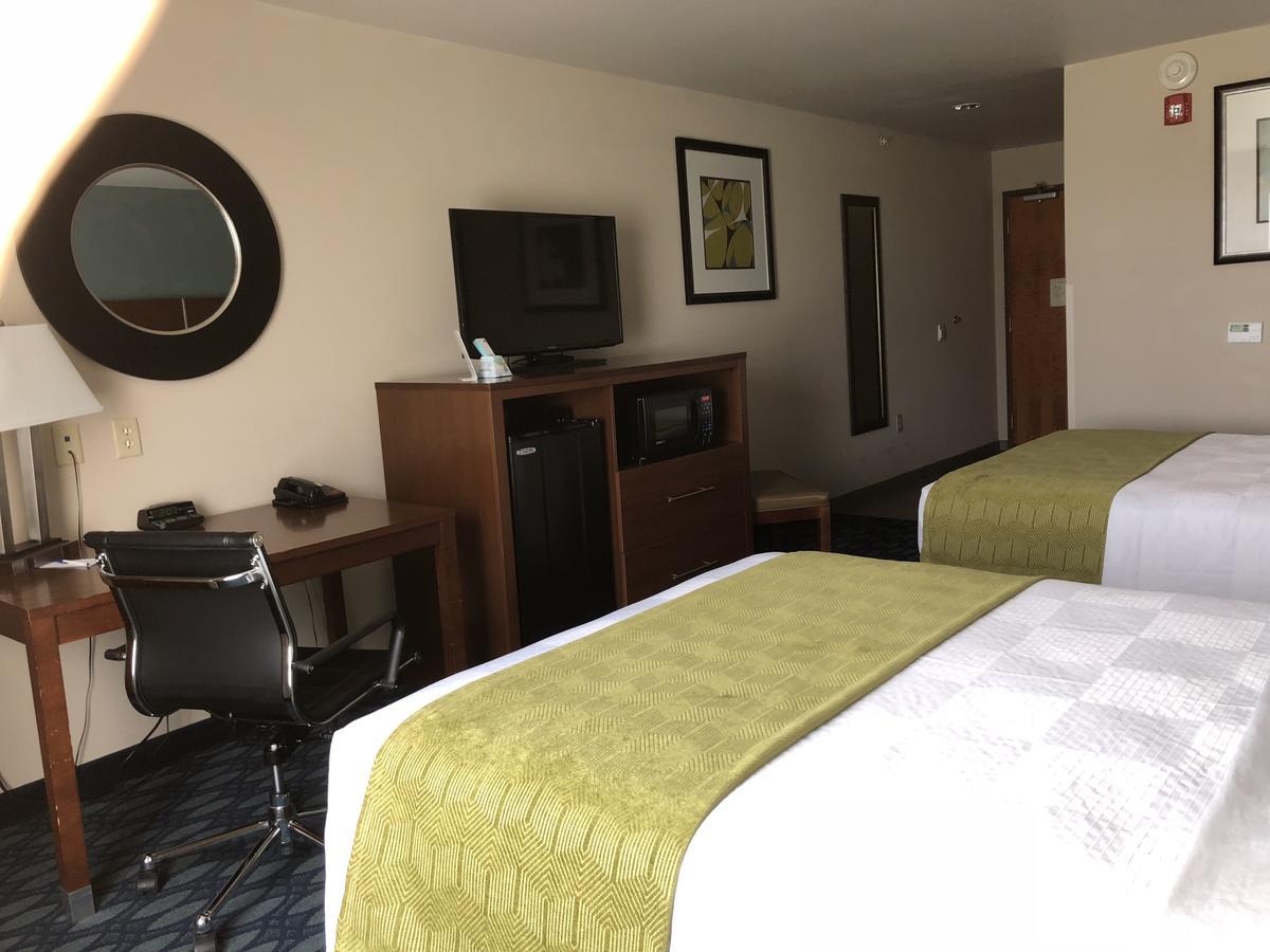 Countryview Inn & Suites Robinson 외부 사진