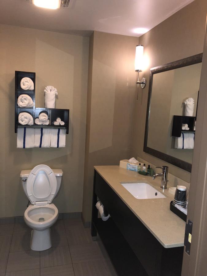Countryview Inn & Suites Robinson 외부 사진