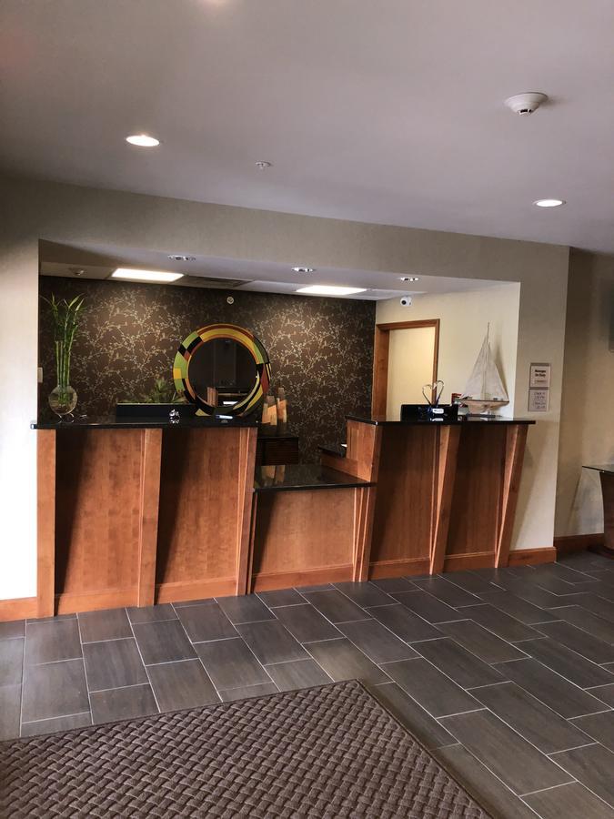 Countryview Inn & Suites Robinson 외부 사진