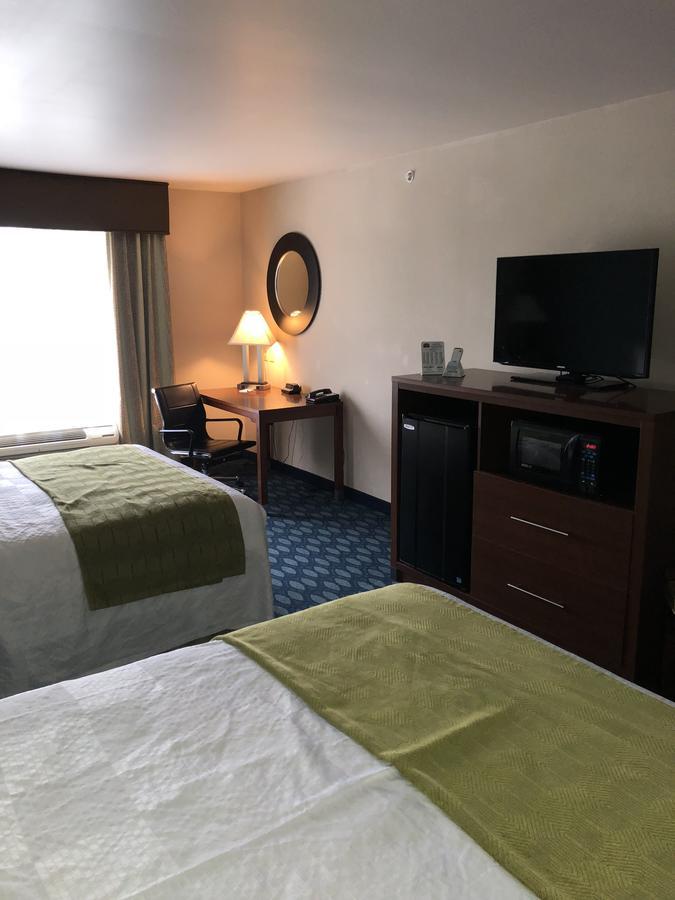 Countryview Inn & Suites Robinson 외부 사진
