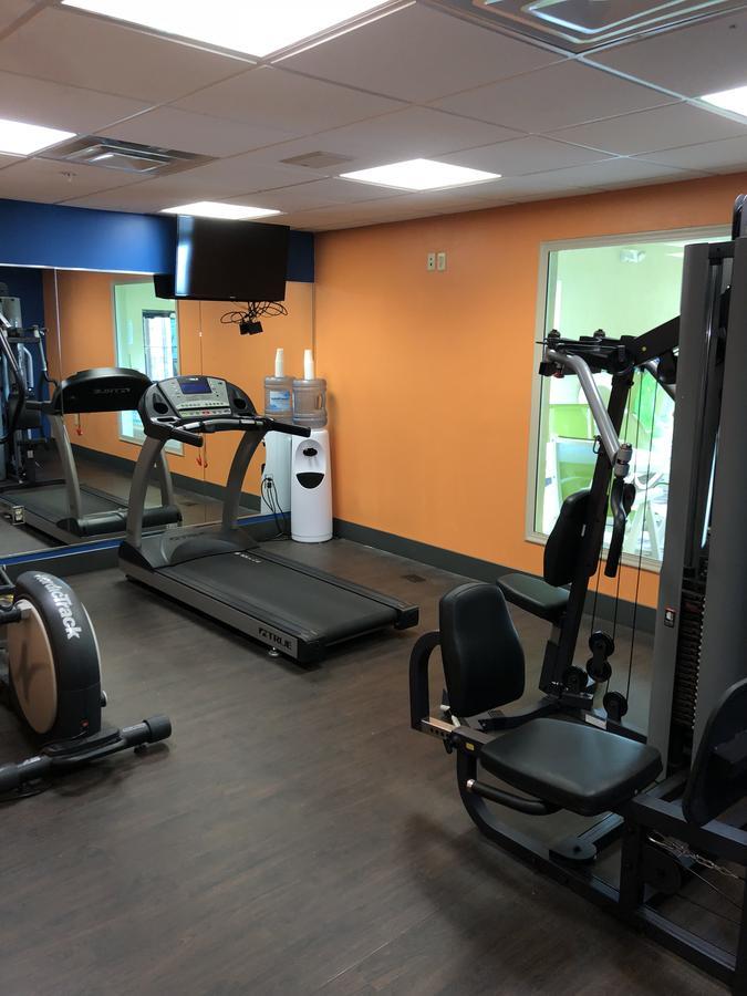 Countryview Inn & Suites Robinson 외부 사진