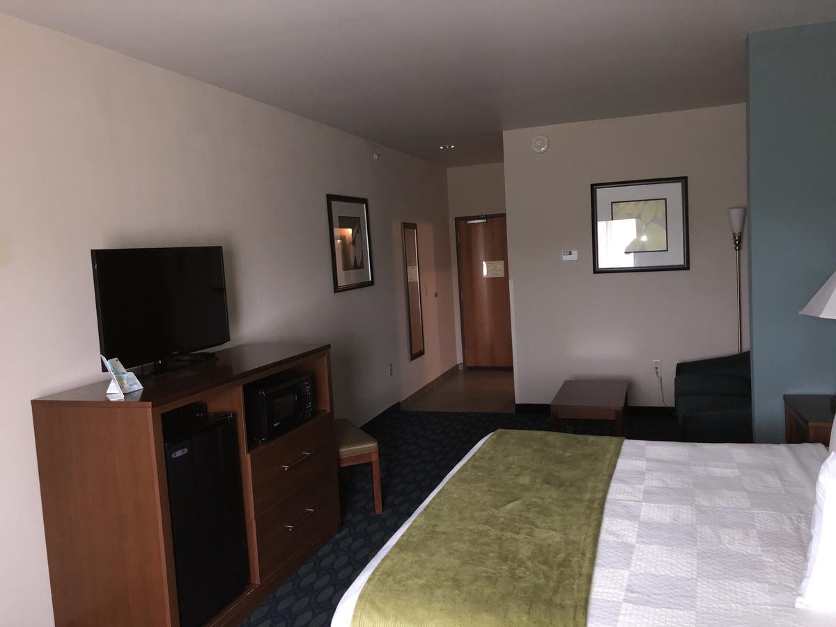 Countryview Inn & Suites Robinson 외부 사진